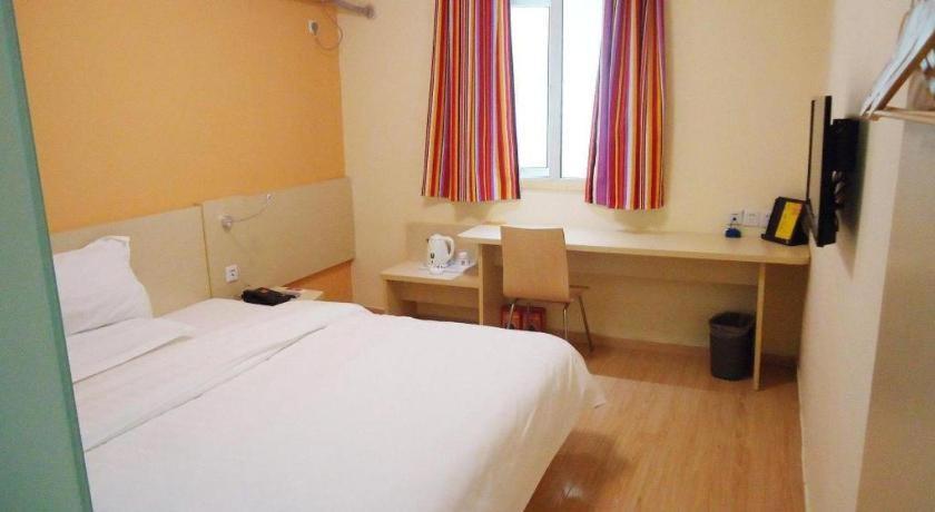 7 Days Inn Shanghai Minhang Dongchuan Road Jiaotong University Zewnętrze zdjęcie