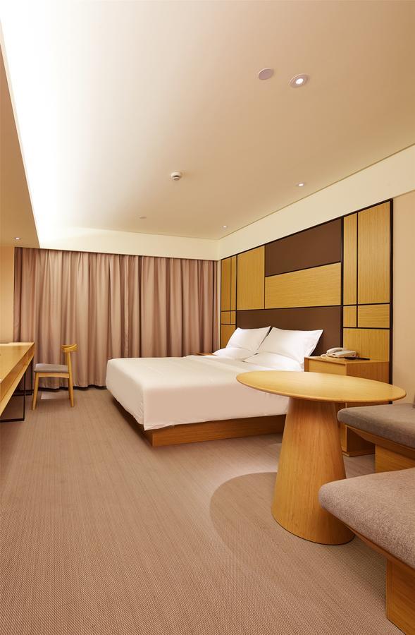 7 Days Inn Shanghai Minhang Dongchuan Road Jiaotong University Zewnętrze zdjęcie